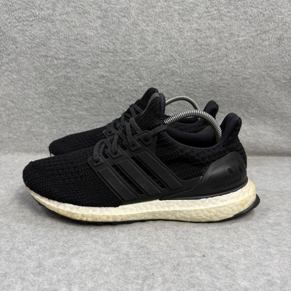 Adidas Ultraboost 4.0 DNA Womens Shoes Size 7 Black White Running Sneaker FY9318